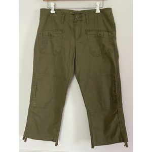 Prana Green Utility Capri Women size 6 or Medium no wear A4